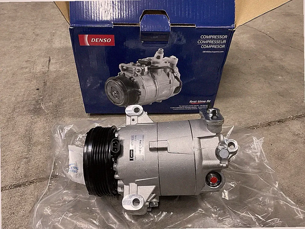 Denso AC Compressor 471-9005 Open Box